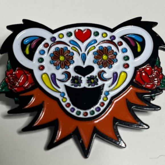 Grateful Dead Sugar Bear Skull 2015 Rockin' Relix #65 Vest, Jacket, Hat, Bag Pin - Picture 3 of 7